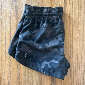Zyia camo shorts